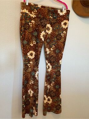 SHYANNE BOOT BARN Brown Floral Bell Bottom Pants